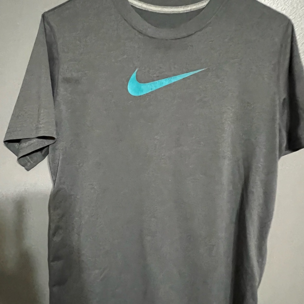Nike Gray T-shirt